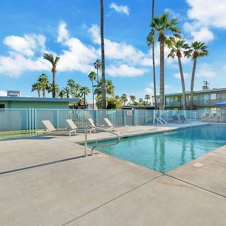 Modern Contemporary Ot Scottsdale With Heated Poolアパートメント エクステリア 写真